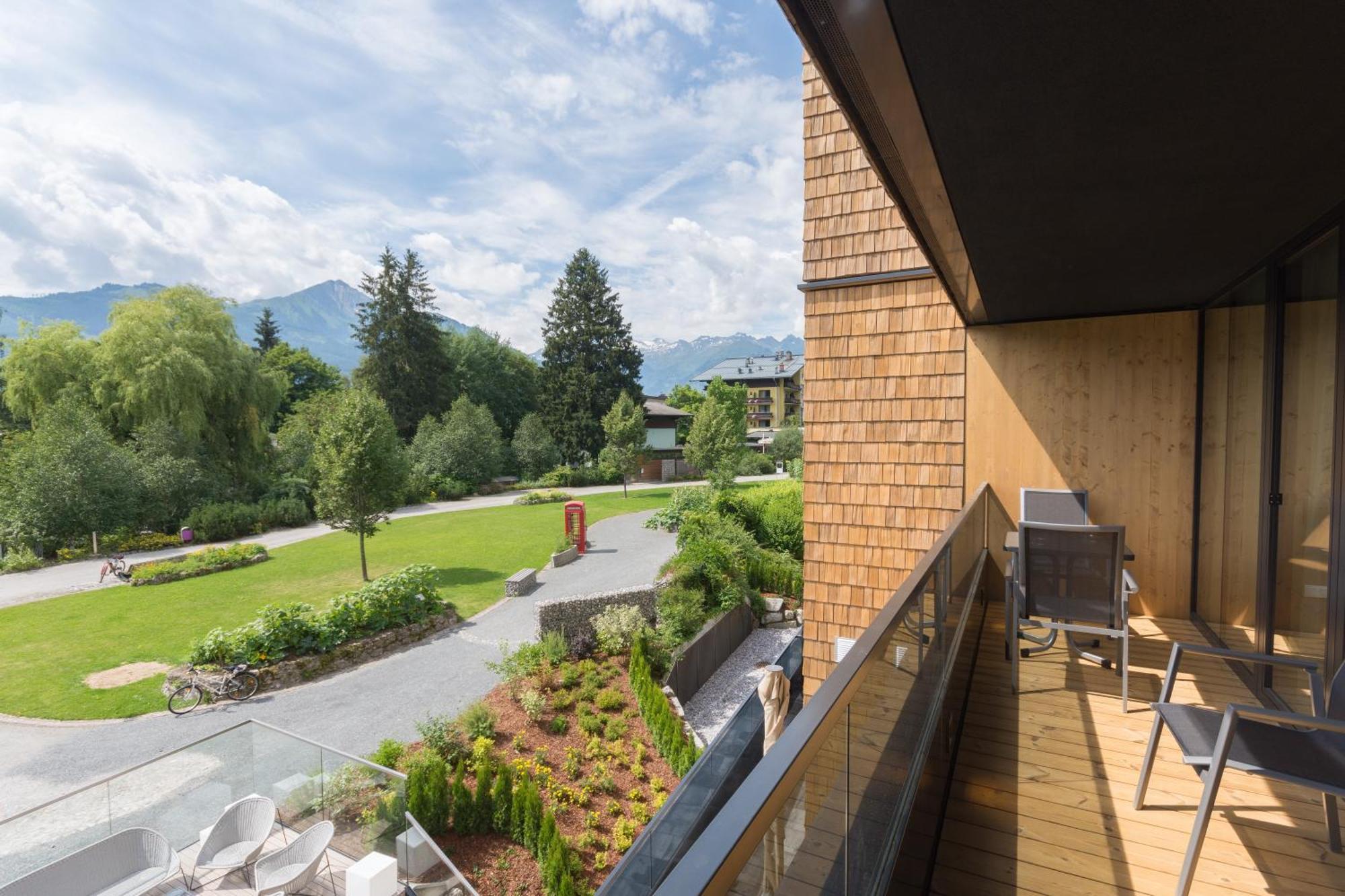 Schoenblick Residence Apartments - Including Summer Card Zell am See Ruang foto