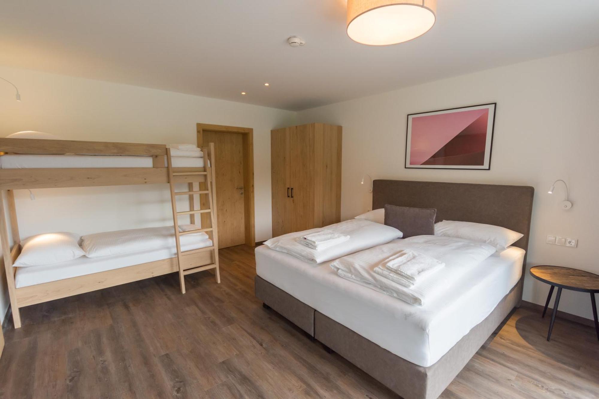 Schoenblick Residence Apartments - Including Summer Card Zell am See Ruang foto