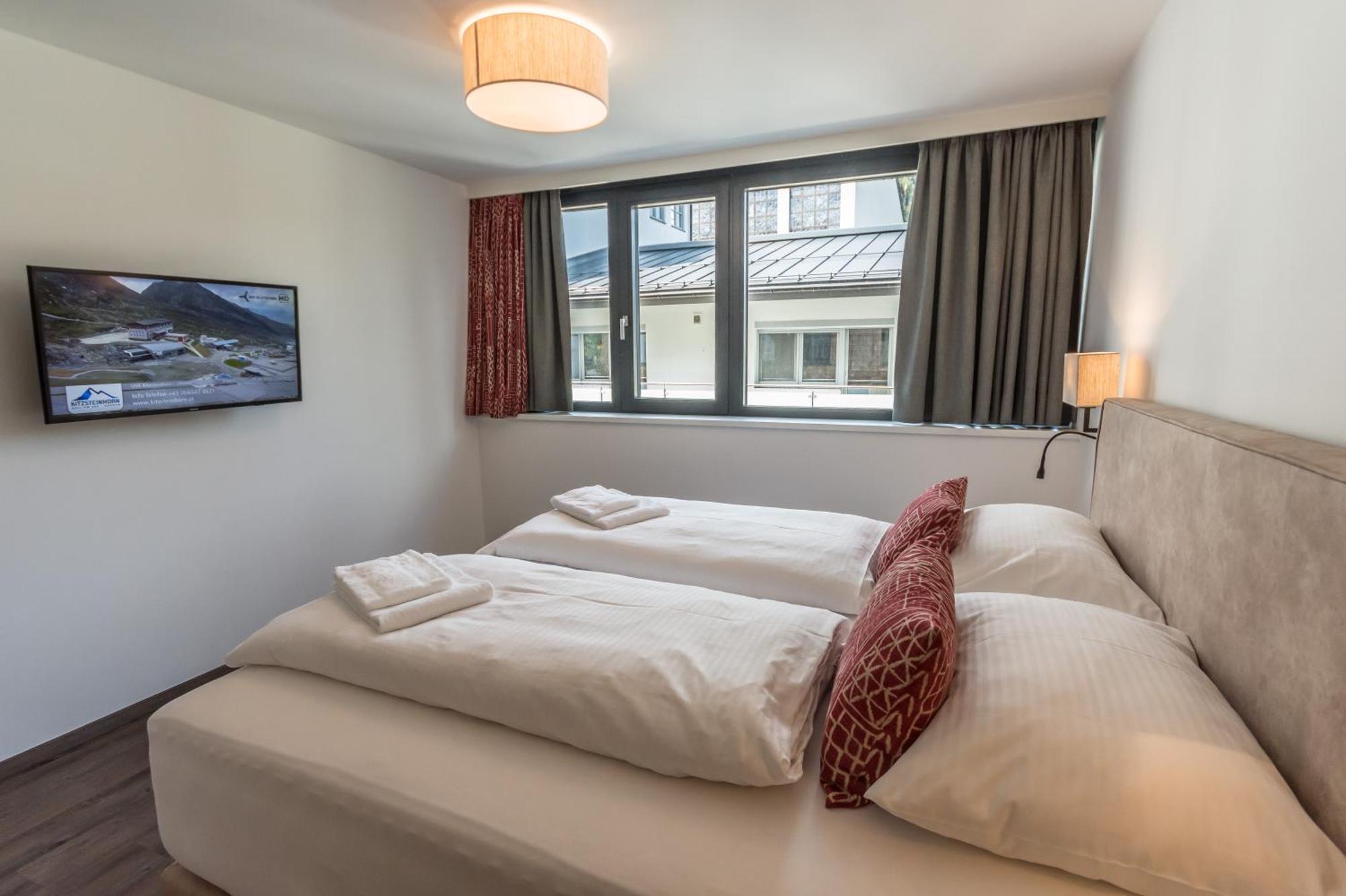 Schoenblick Residence Apartments - Including Summer Card Zell am See Ruang foto