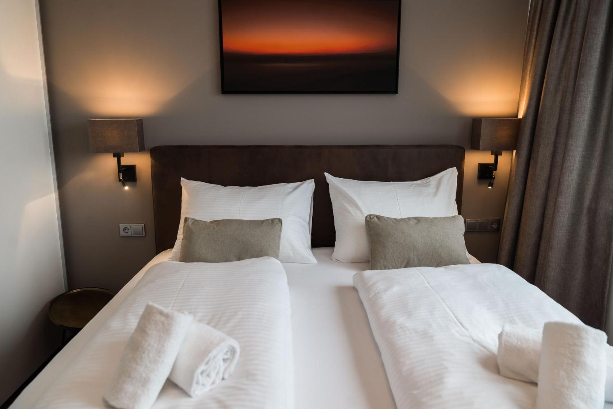 Schoenblick Residence Apartments - Including Summer Card Zell am See Ruang foto