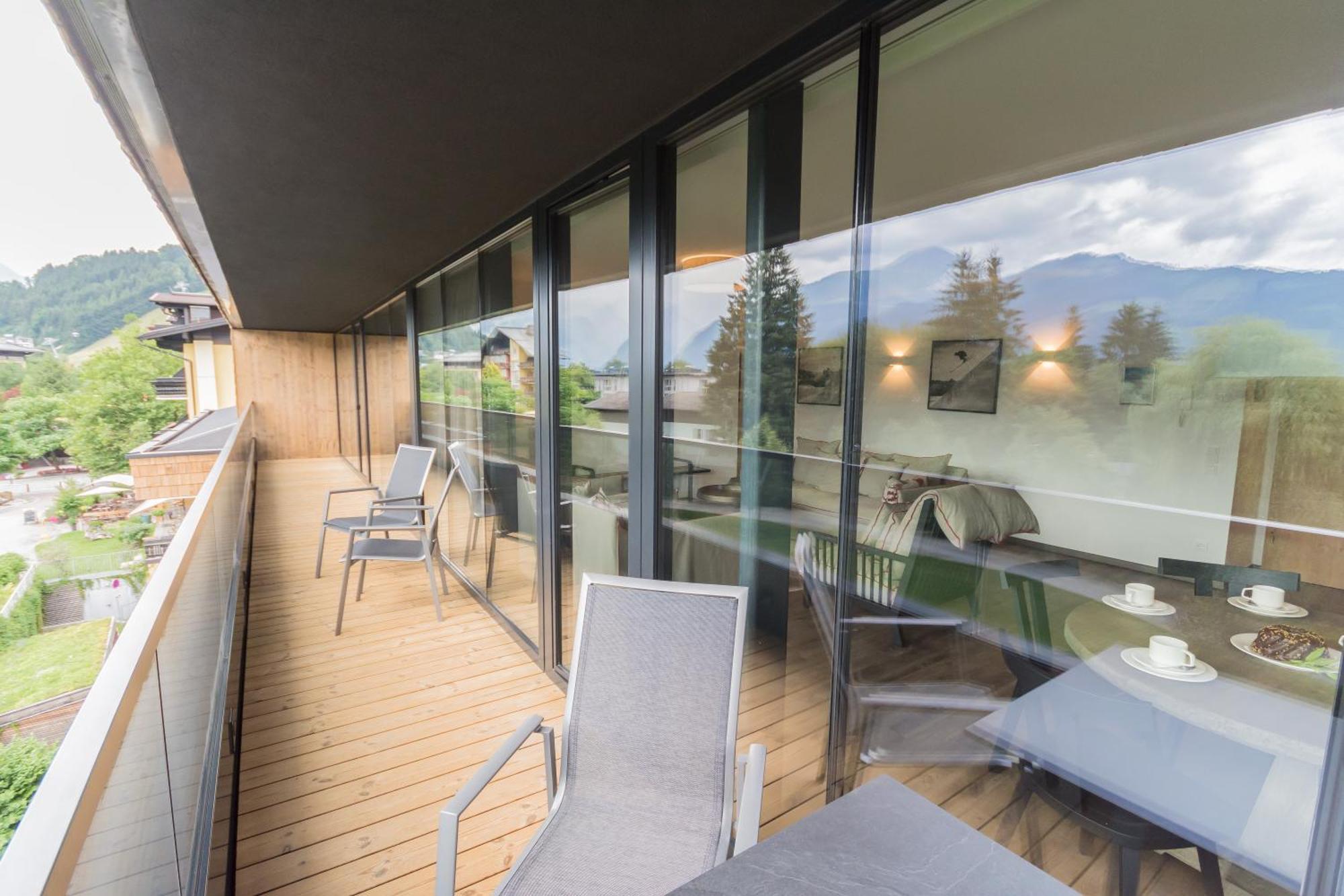 Schoenblick Residence Apartments - Including Summer Card Zell am See Ruang foto