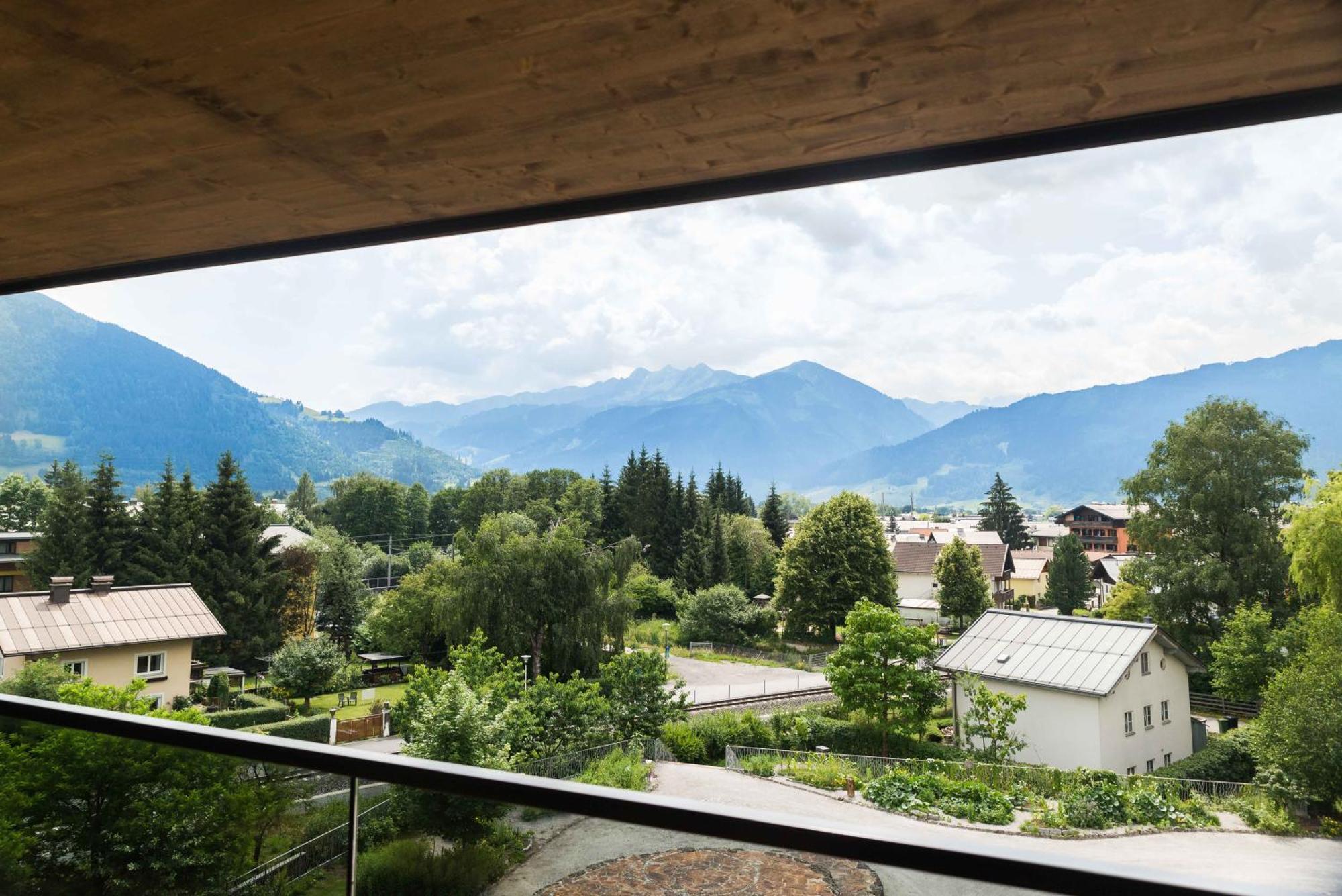 Schoenblick Residence Apartments - Including Summer Card Zell am See Ruang foto